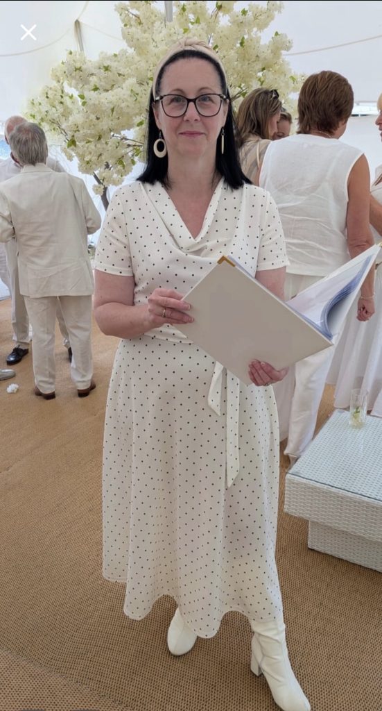 Lesley Ann – Celebrant gallery photo 16